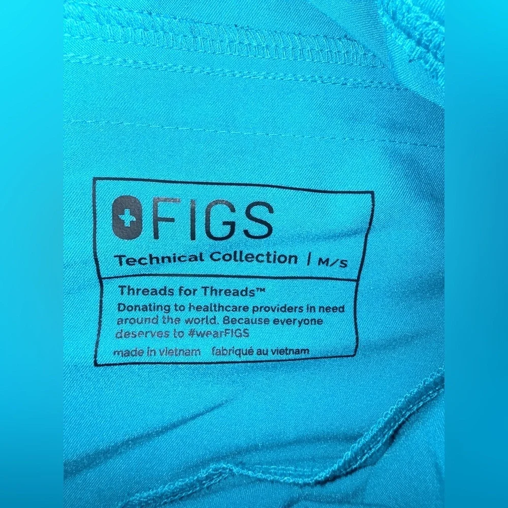 FIGS Men’s Axim Cargo 7 Pocket Pull On Caribbean Blue Scrub Pant Size M-S